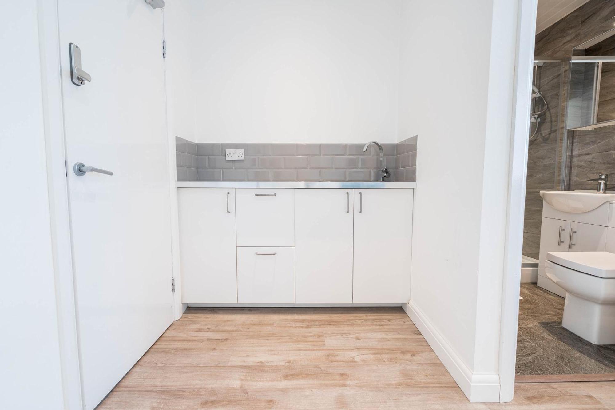 4 Bedroom House - Parking & Garden - Smart Tvs - Netflix - Wifi - Top Rated - 22Cg Birmingam Exterior foto