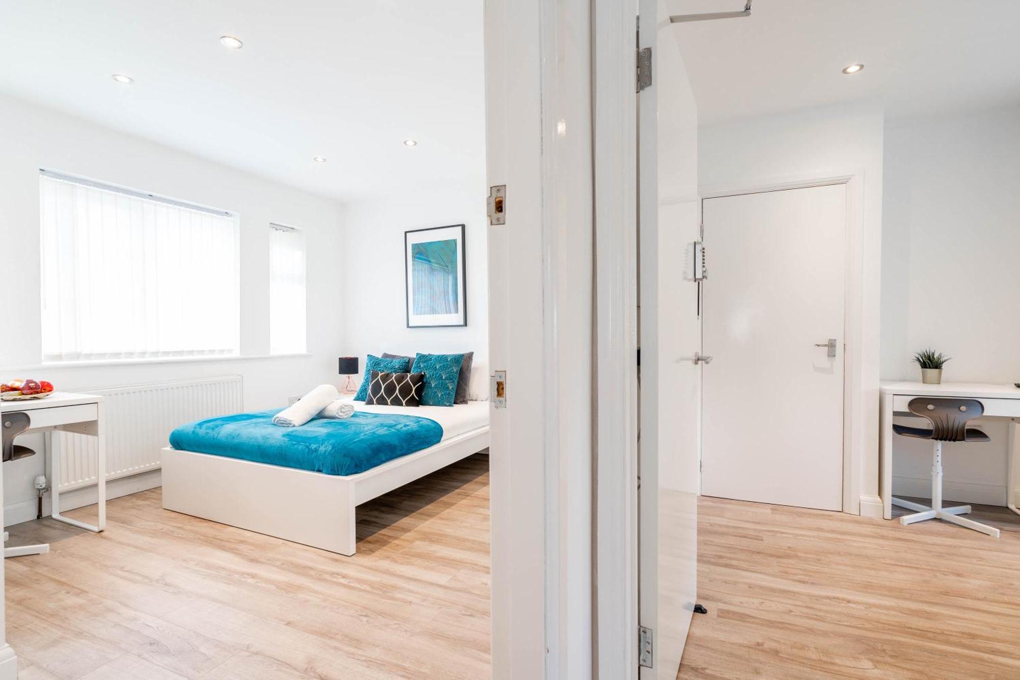4 Bedroom House - Parking & Garden - Smart Tvs - Netflix - Wifi - Top Rated - 22Cg Birmingam Exterior foto