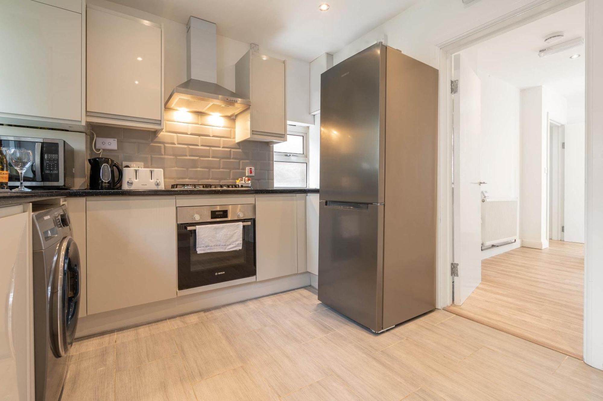 4 Bedroom House - Parking & Garden - Smart Tvs - Netflix - Wifi - Top Rated - 22Cg Birmingam Exterior foto